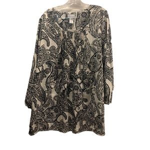 Chelsea Studio Tunic black and white pleated front and 3/4 sleeves Size 20w !!